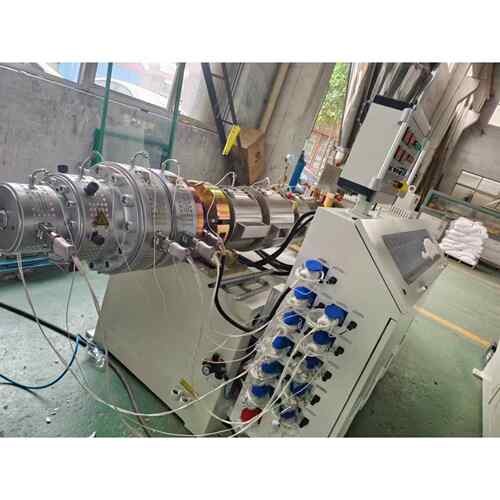 现货PE给水管生产线PVC排水管生产线塑料管材单螺杆挤出生产设备