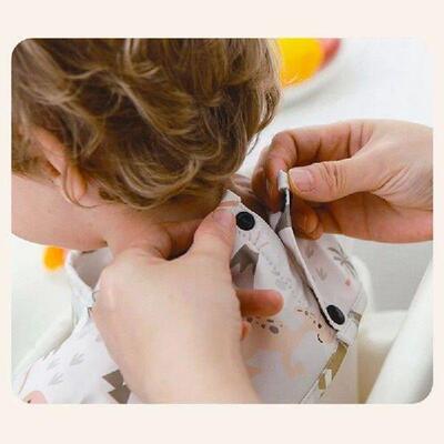 Cartoon Pattern Baby Feeding Apron Toddlers Short Sleeved