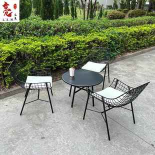 户外桌椅组合园林酒馆咖啡奶茶店售楼部室外露天休闲防水铁艺椅子