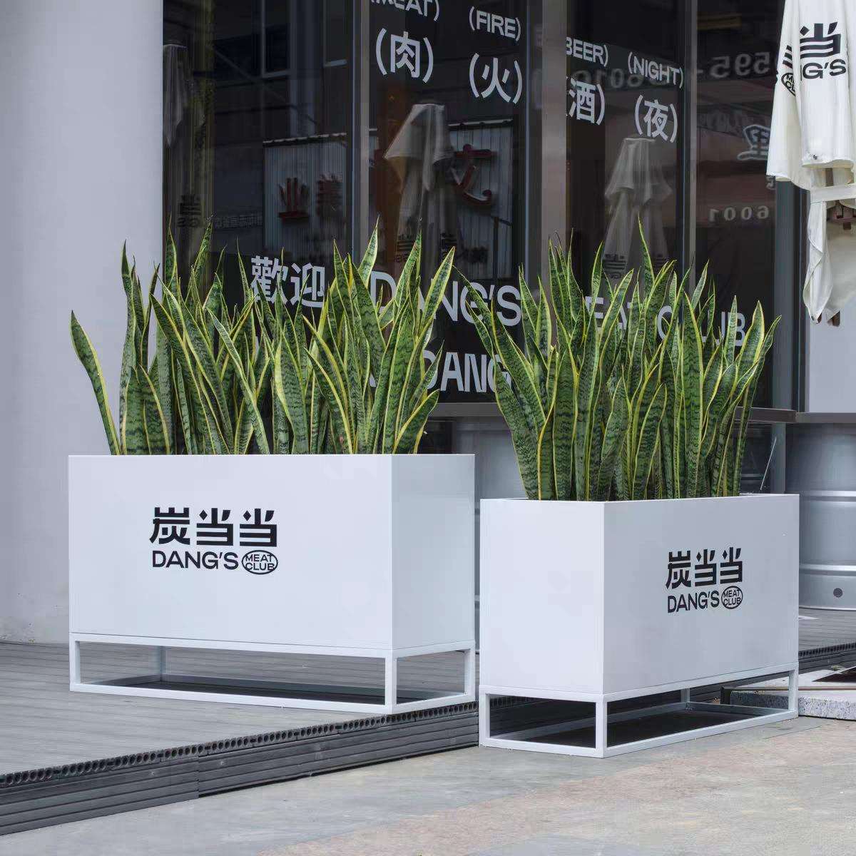 户外不锈钢铁艺花架奶茶店外摆花坛围栏商业街商场隔断花槽