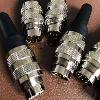 C091D互换圆形接头宾得423系列航空插螺纹安装J09端子4芯连接器