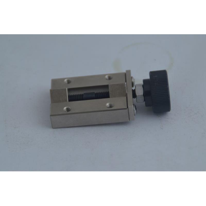 旋钮型SVCN30 直线导轨夹持器/直线导轨夹具