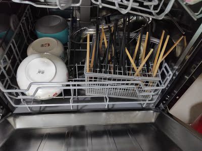 震撼反馈!美的洗碗机怎么样?前车之鉴不要踩雷了