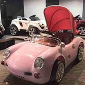 新款 儿童宝电动四轮带遥控车童车老爷车宝摆小孩摇汽车可坐人