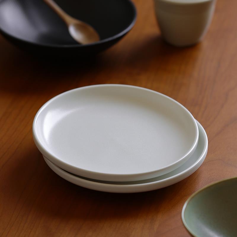 日式早餐盘7寸碟子陶瓷甜品盘简约高级感盘子家用哑光餐盘圆盘
