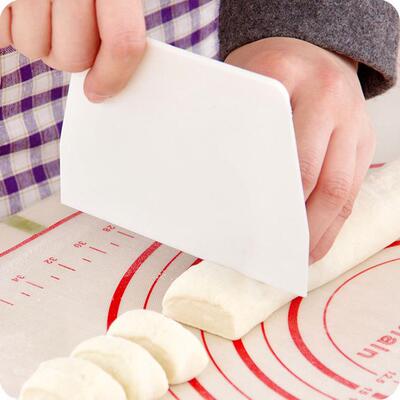 Plastic Slicing Knife, Trapezoidal Tool Scraper, Spatula But
