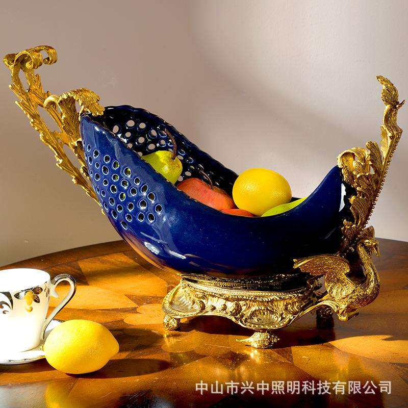美式欧式简约现代陶瓷配铜红色白色客厅餐厅水果盘别墅装饰摆件