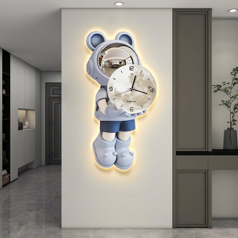 太空人客厅挂画2025新款挂钟饭厅钟表装饰画网红创意静音时钟壁灯