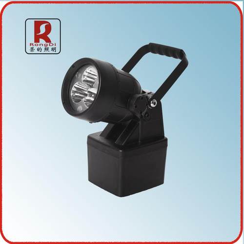 轻便式多功能强光灯 BR7100B