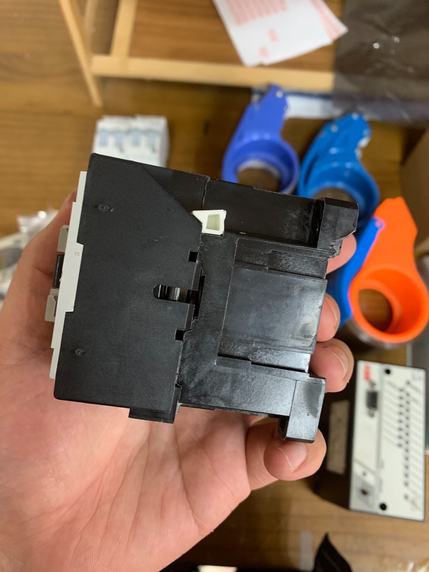 100-A09NA3  A-B模块原装拆机！成色很不错！需要