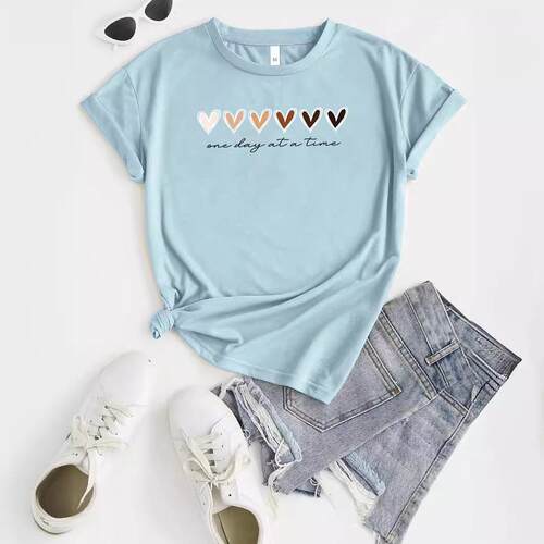 Heart & Letter Print Round Neck Tee Casual Short Sleeve