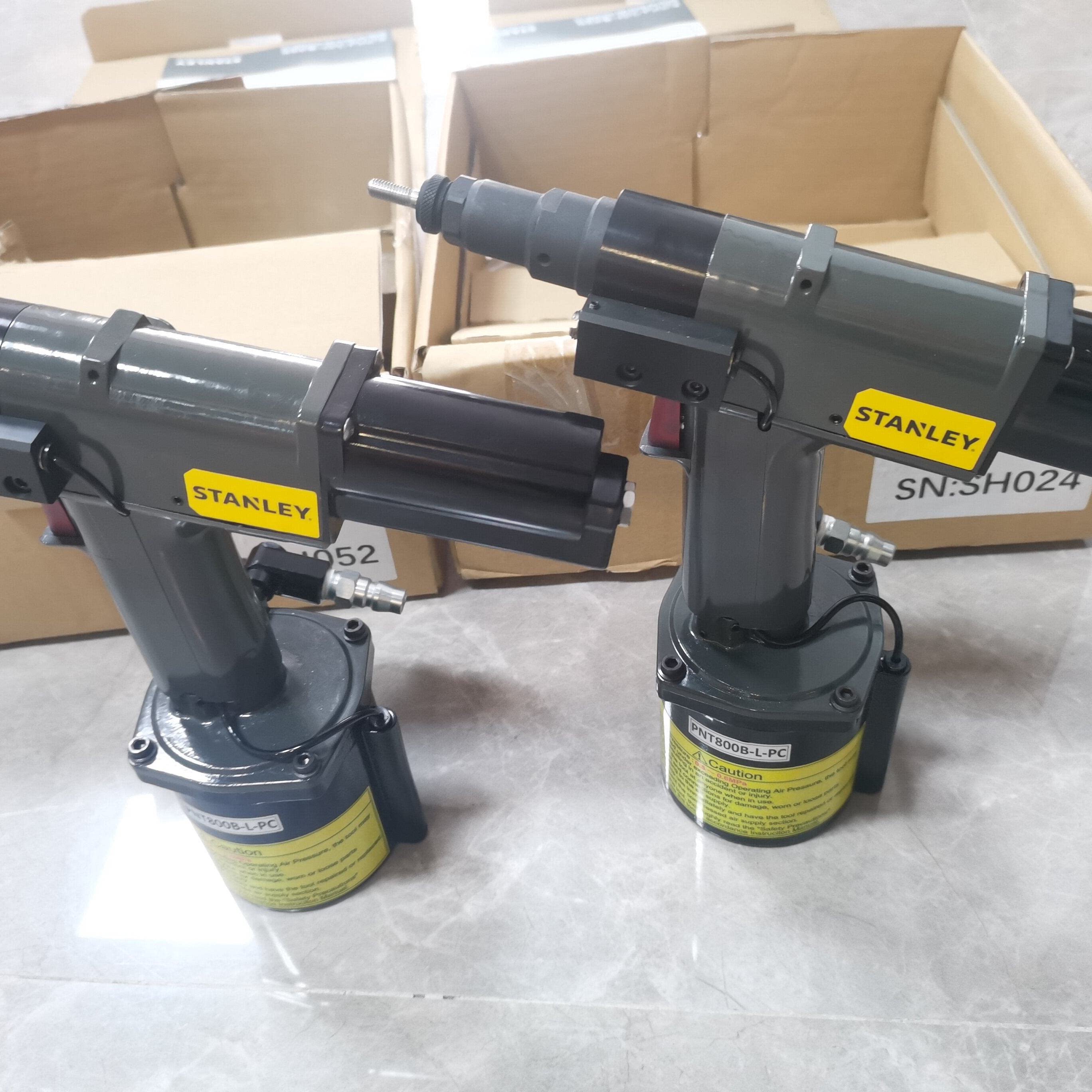 STANLEY Pneumatic Rivet Nut Tool PNT800B-L-PC