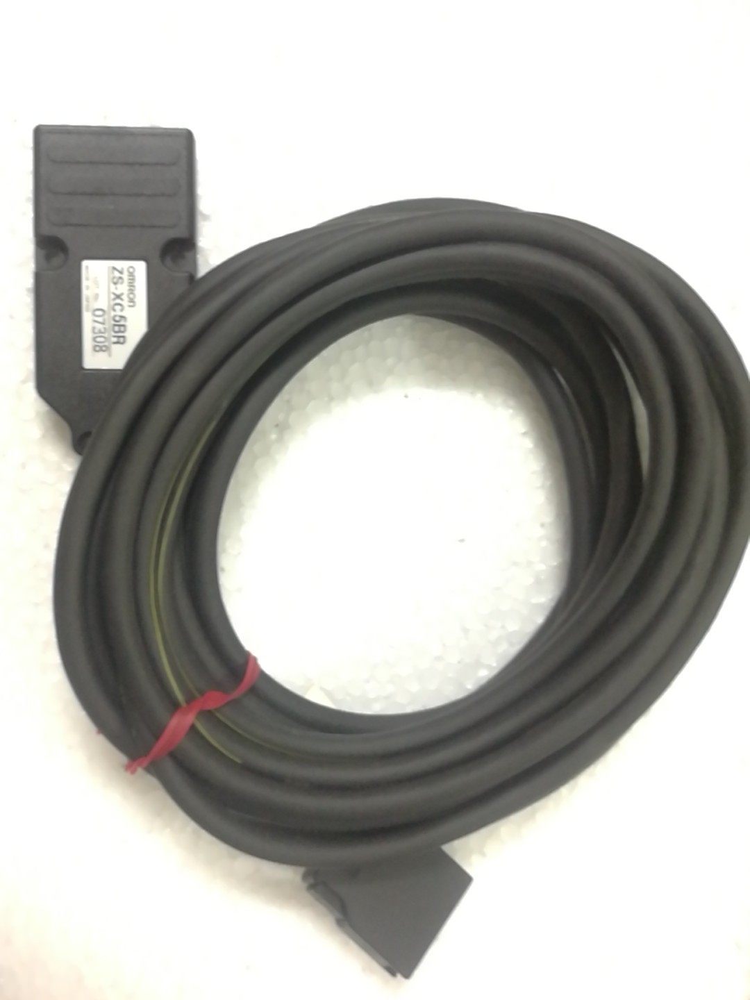 ZS-XC5BR  欧姆龙  激光传感器线缆，