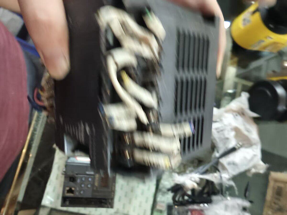 6月9日无锡【M65】单位淘汰清理处置基恩士CPU模块拆机2台网络拍卖公告