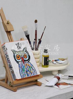 现代轻奢样板间儿童房卧室飘窗阳台书房书桌绘画主题软装饰品摆件