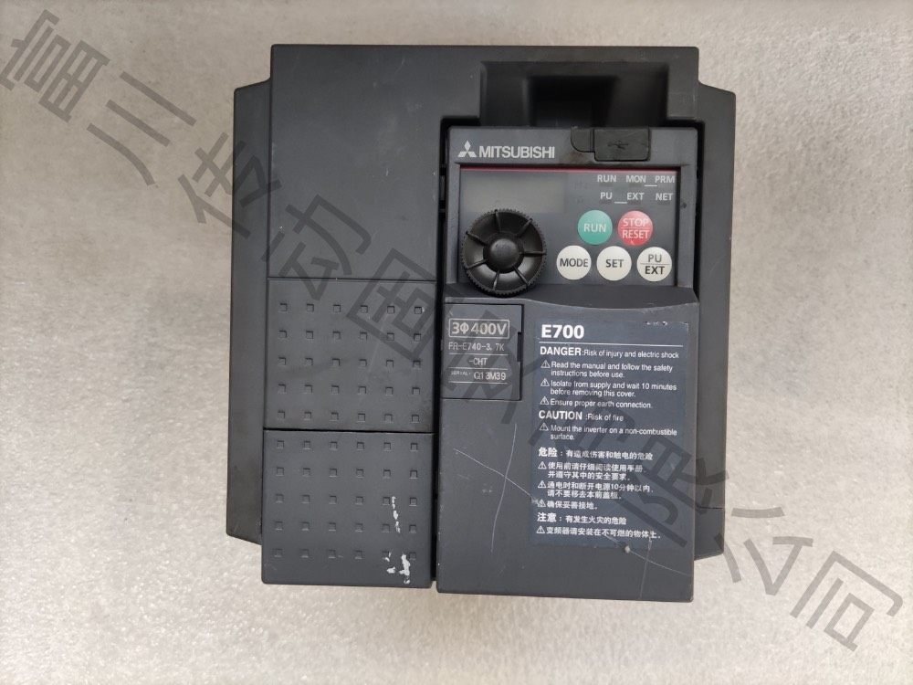 变频器FR-E740-3.7K-CHT，数量1，