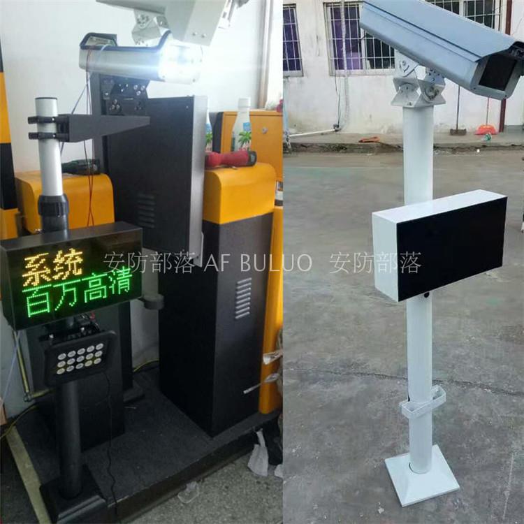 监控停车场立杆车牌识别立柱道闸进出路口镀锌管立柱厂家适用海康