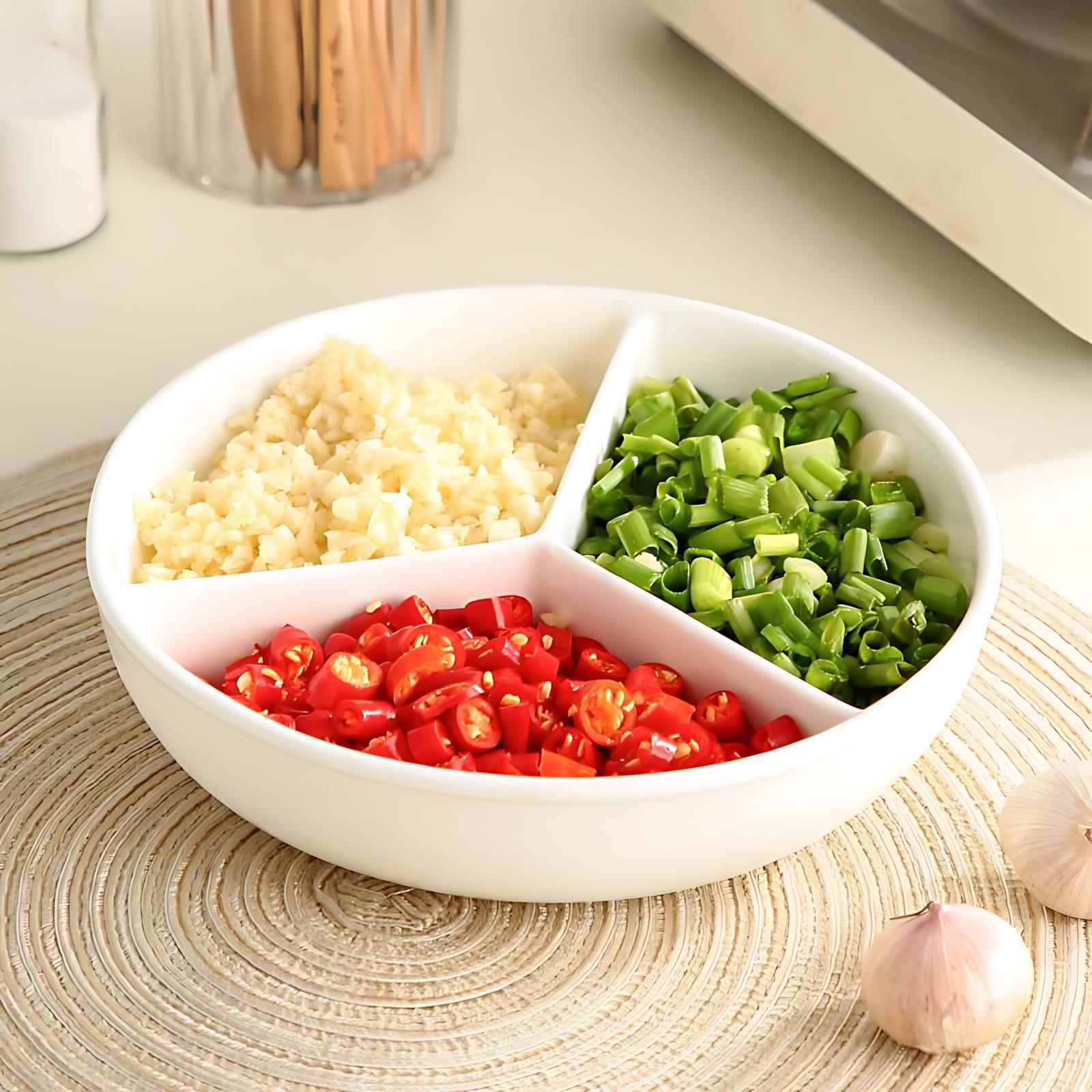 陶瓷三格餐盘家用火锅葱姜蒜分格盘备菜盘水果盘配菜盘子食品级