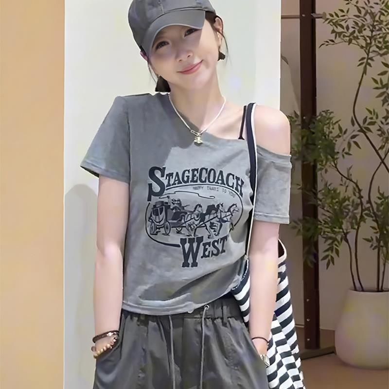 潮牌斜肩纯棉短袖t恤女2025新款爆款夏季小个子辣妹修身百搭上衣