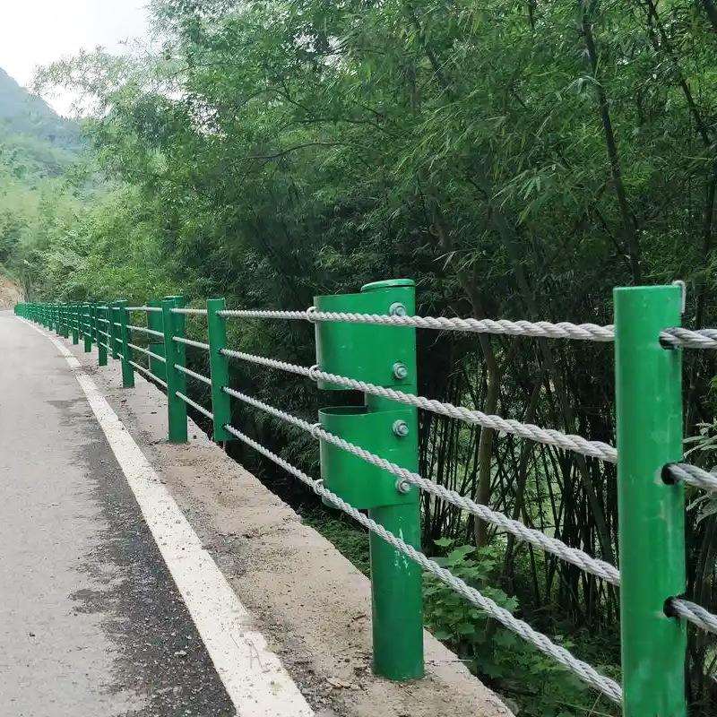 绳索护栏公路河道景区缆索柔性厂家直销可安装五索六索钢丝绳护栏图片
