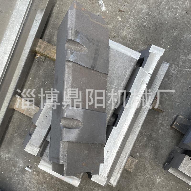 颚式碎机件调整垫铁斜铁弹簧栏杆拉杆螺UMU栓配弹簧调整破座