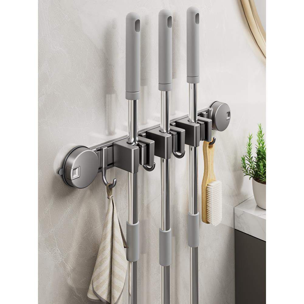 还在这样放？吸盘拖把壁挂夹浴室免打孔拖把夹扫把挂钩收纳神器