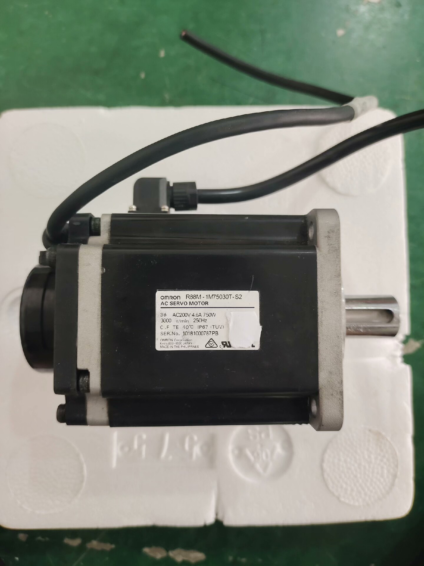 OMRON 欧姆龙  R88M-1M75030T-S2  实