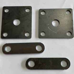 方型U型卡子卡板铁板卡板配件骑马卡垫板4孔方梁板大梁板