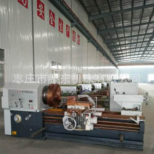 供应管子螺纹车床Q1313，大孔径130mm、宽导轨稳定性管螺纹车床