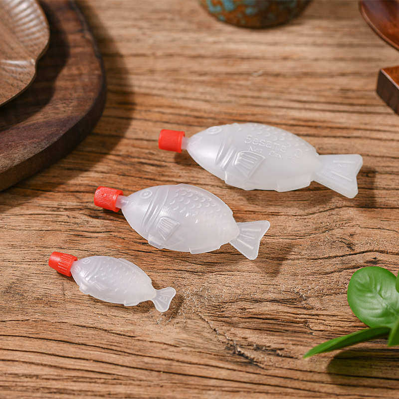 8.2ml食品级外卖打包一次性寿司酱油酱料鱼型塑料瓶