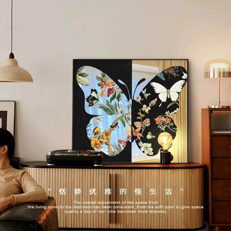 法式复古风客厅装饰画镜子高级感沙发背景墙面挂画蝴蝶桌面摆件画