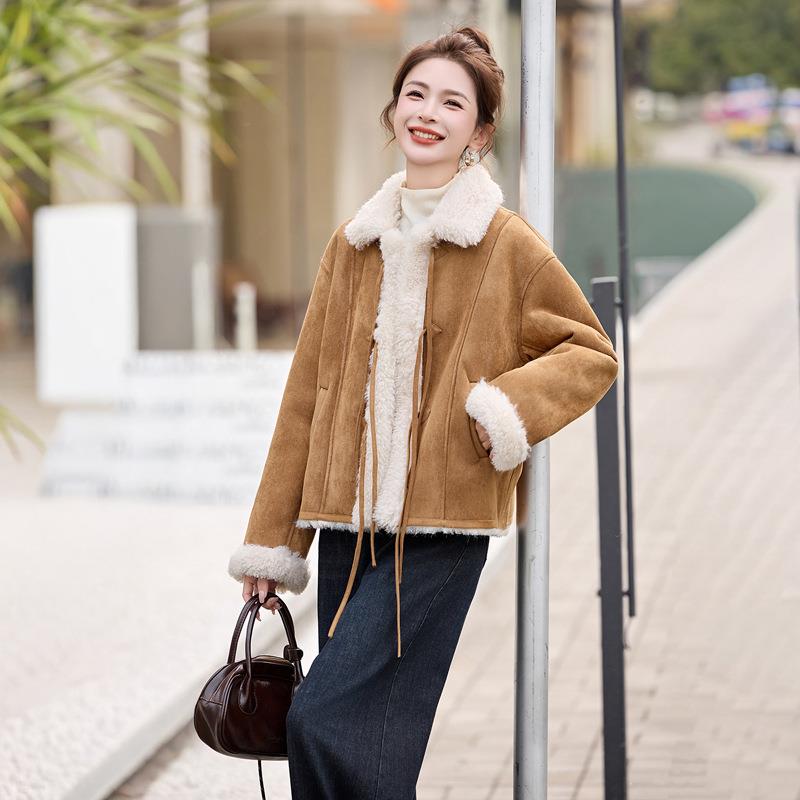 韩系装甜美麂皮皮绒毛0一体羊羔毛短外套女ZWEI1072225冬季新款小