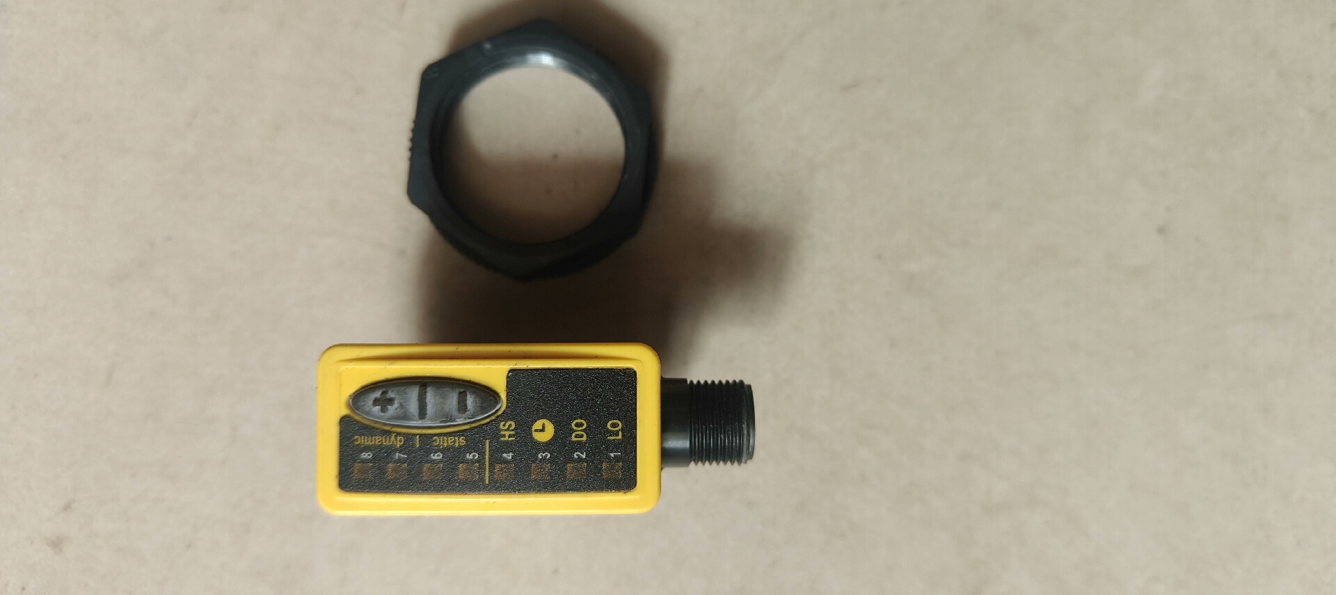 BANNER  长距离传感器  QS30EDVQ