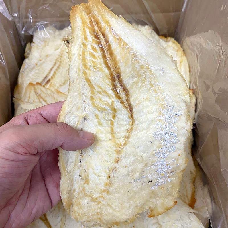 新货宁波舟山风味手撕鳕鱼片碳烤鱼片烧烤熟海苔鱼片鱼干即食零食