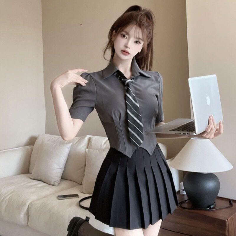 制服辣妹纯欲收腰短款带领带衬衫女夏季学院风百褶裙两件套装