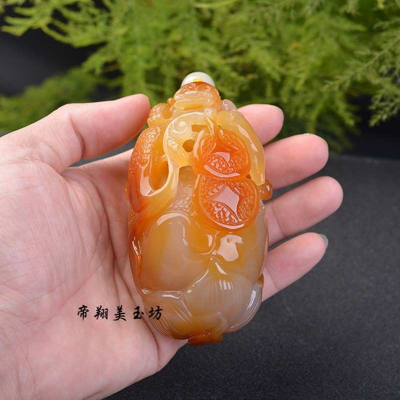 男女款手玩件 玉石冰种黄白玉髓镂空神兽手把件