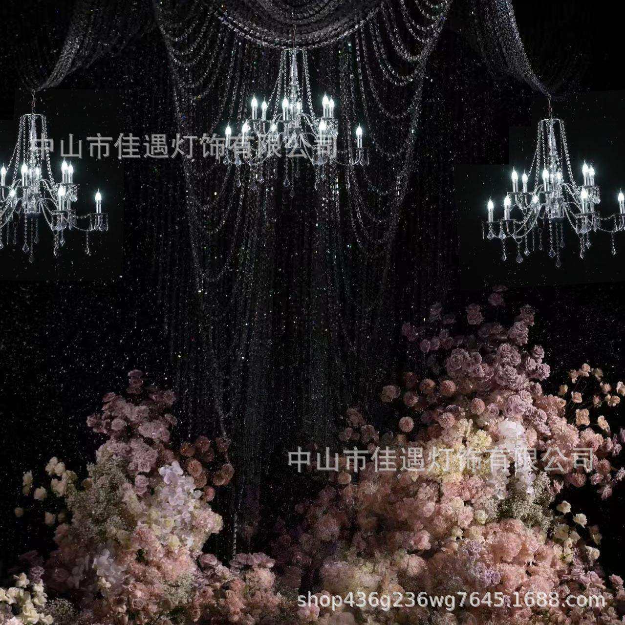 厂家直销新款欧式水晶珠帘金色吊灯创意装饰铁艺电镀婚礼堂道具