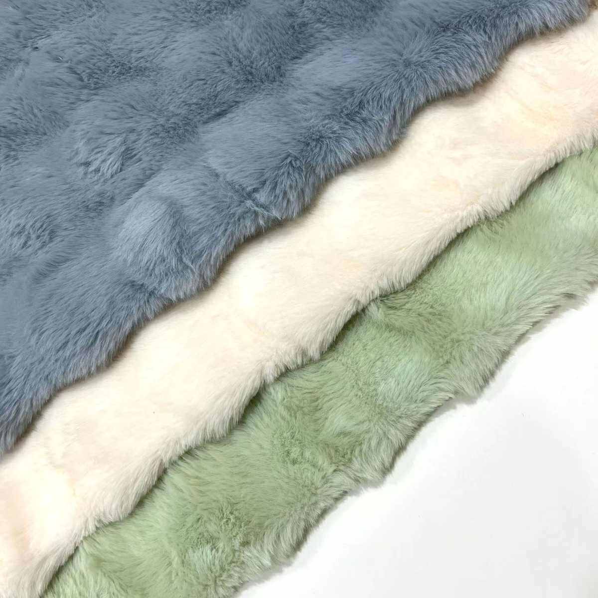 工厂现货550克大兔毛泡泡兔绒 长毛绒飘窗垫秋冬服装家纺精品绒布,纺织面料/辅料/配套,绒布,淘宝优惠券,粉丝福利购,淘宝优惠卷