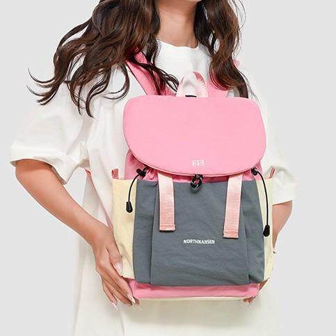 日系牛津布双肩包女轻便撞色旅行包学生通勤书包大容量百搭电脑包