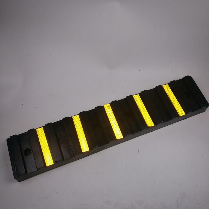 仓库防墙撞条901块防撞缓冲块防撞条面码头橡胶防撞胶块交通设施
