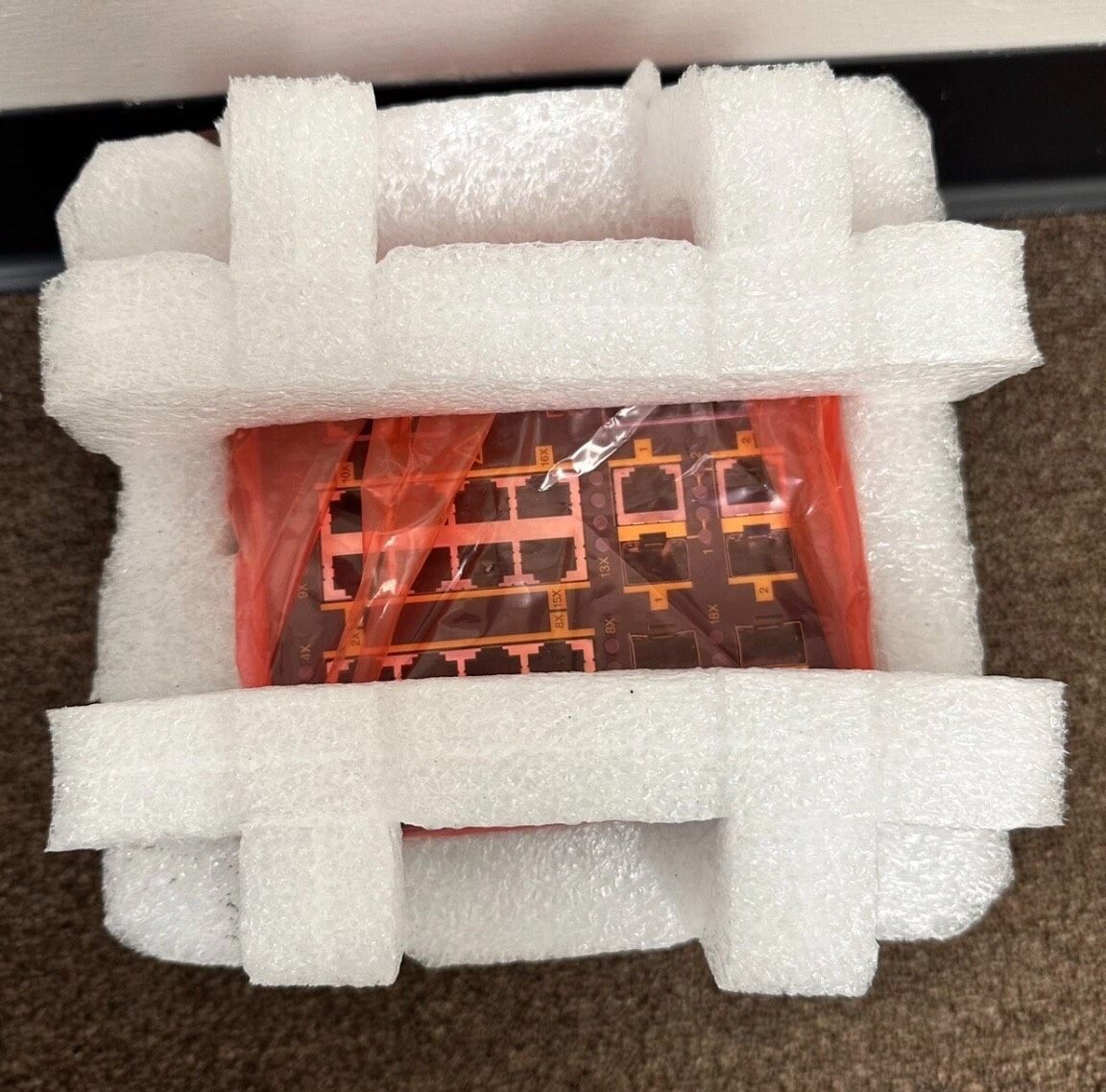 思科 IE-2000-16TC-G-L 工业以太网 2000