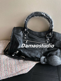 Damao studio辣妹新潮定制大钉铆钉流苏机车皮包女包单肩斜跨手提