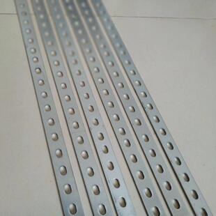 不锈钢板带孔铁条直条扁条加厚神器强力带孔扁条铁片改装角片