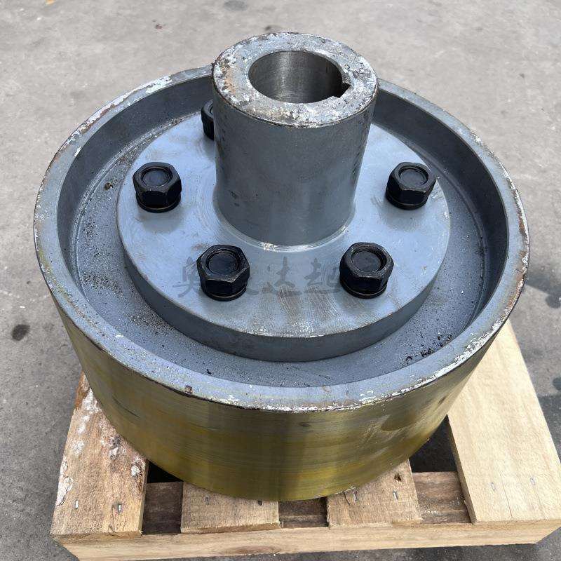 中腹板制动轮联轴器电机传动联轴器梅花弹性联轴器φ170 185 220