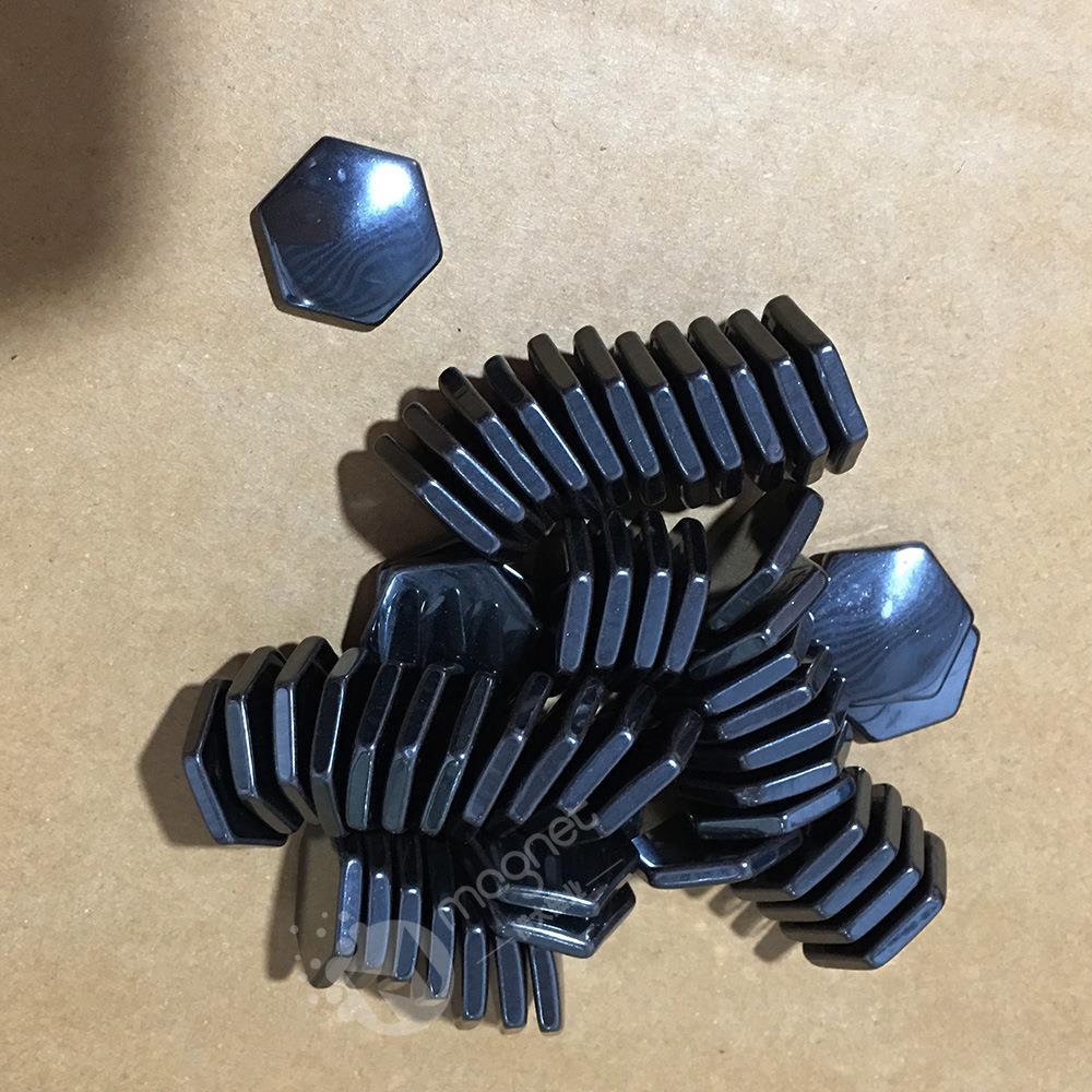 D28*5品质工厂六角形抛光面包磁铁磁性床垫异形面包磁铁