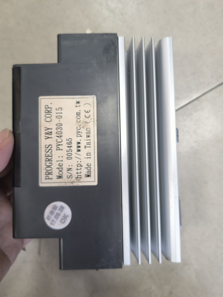 10月17日苏州PR0GRESS电力调整器PYC4030-015一批（合计52个）网络拍卖公告