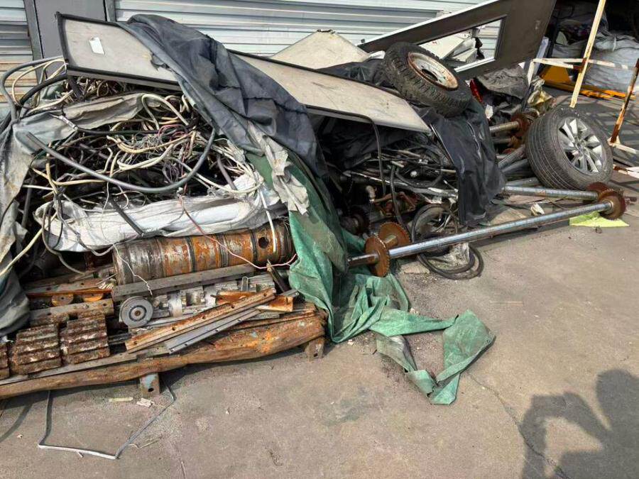 3月31日泰州废旧叉车、线缆、设备、配件、不锈钢件等物资一批网络拍卖公告