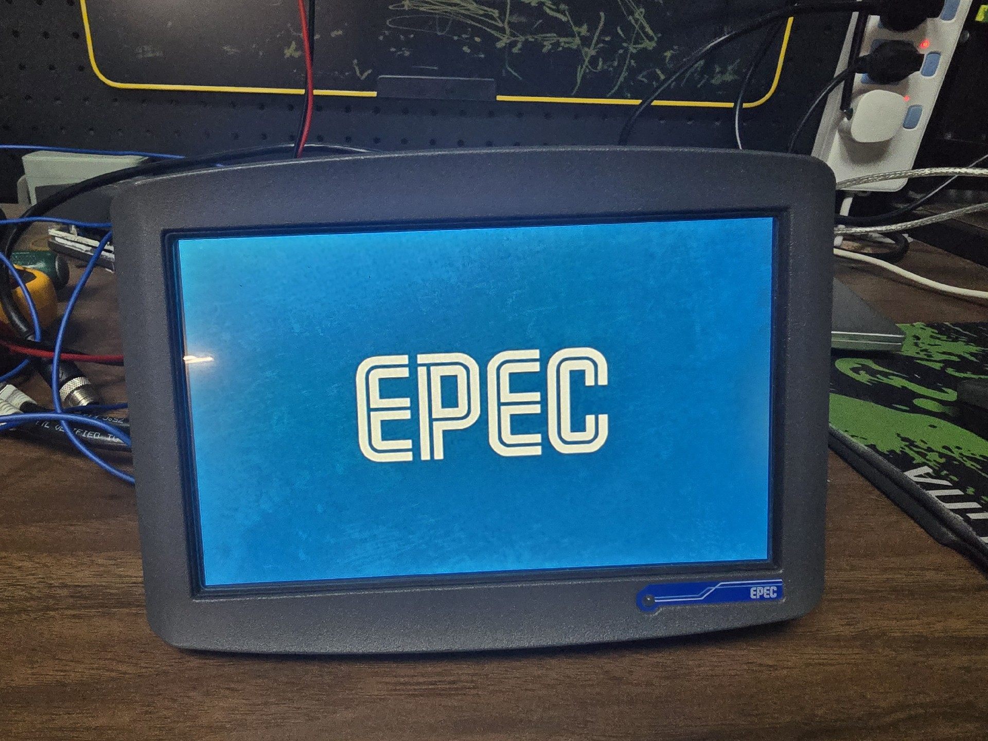 全新EPEC6107显示器。可以带刷程序。