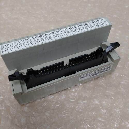 PCV5-1H402-TB34-O1 PCV5-1H402-TB34-O2端子连接器TOGI东洋技研
