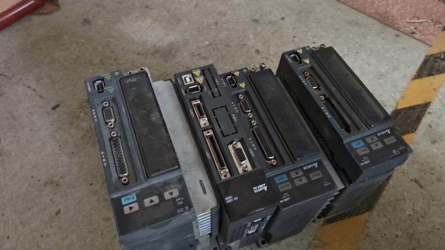 4月10日北京【京械4744】单位淘汰报废处置伺服驱动器一批共四只网络拍卖公告